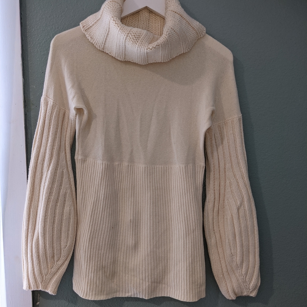 Theory Cream Colored Cable Knit Turtlenevk